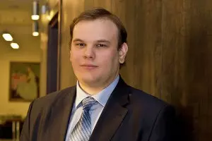  &copy;&nbsp;Василий Танурков, ИК "Велес Капитал"