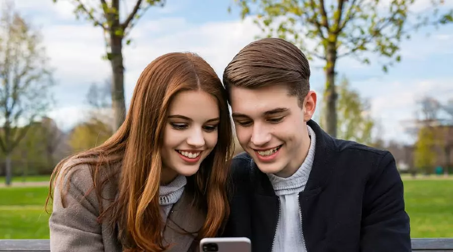  &copy;&nbsp;Изображение сгенерировано нейросетью Сбера GigaChat