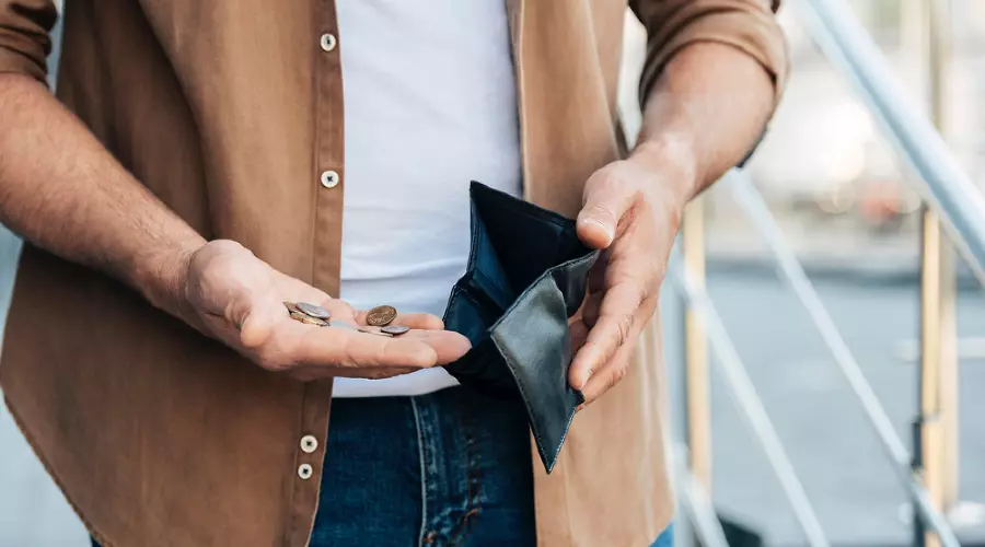 кошелек деньги &copy;&nbsp;ru.freepik.com