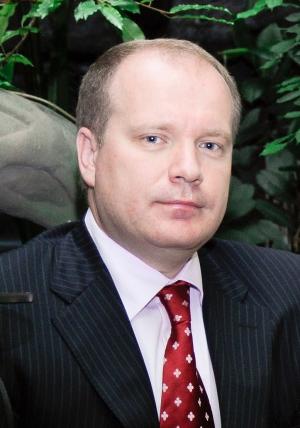 Игорь Зеленцов, старший трейдер банка "ГЛОБЭКС" © Фото ЮГА.ру