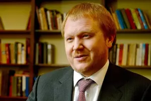  &copy;&nbsp;Начальник управления маркетинговой стратегии и исследований ВТБ24 Дмитрий Лепетиков